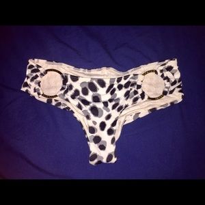 NWOT - Cheeky bikini bottoms